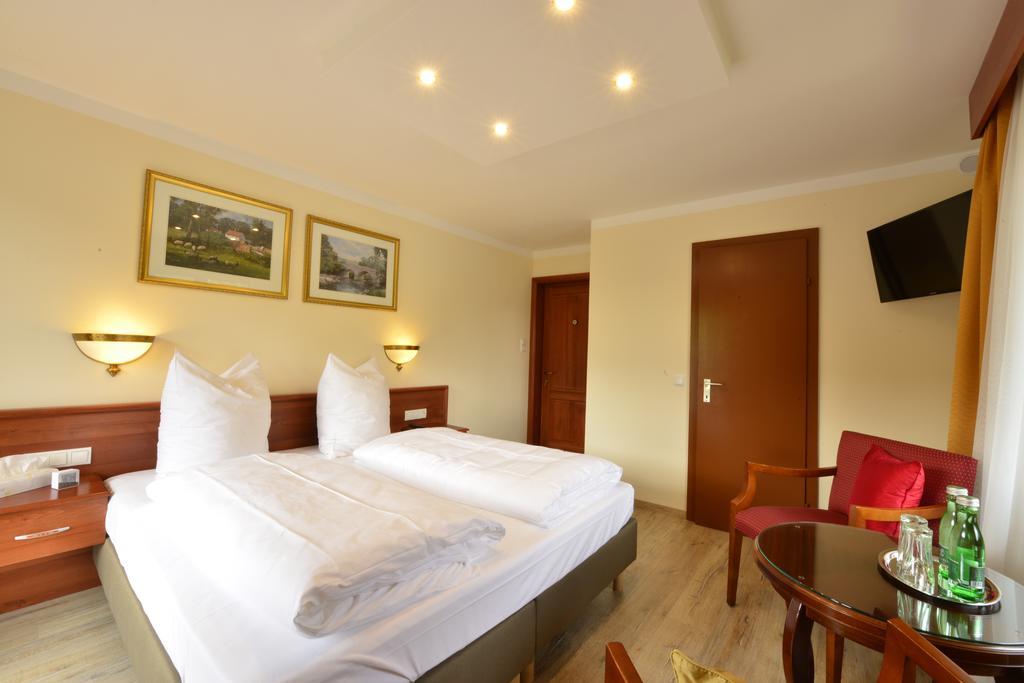 Hotel Beretta Ахенкирьх Номер фото
